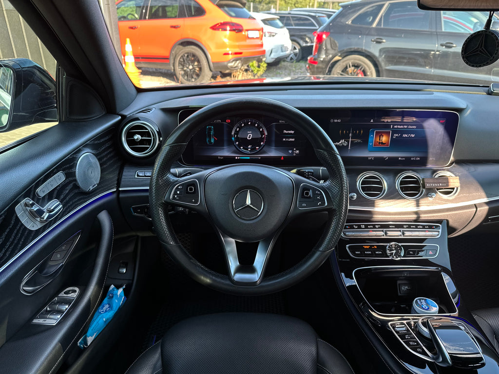 Mercedes-Benz E-Class 2017