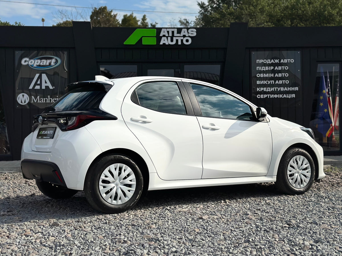 Toyota  Yaris 2023