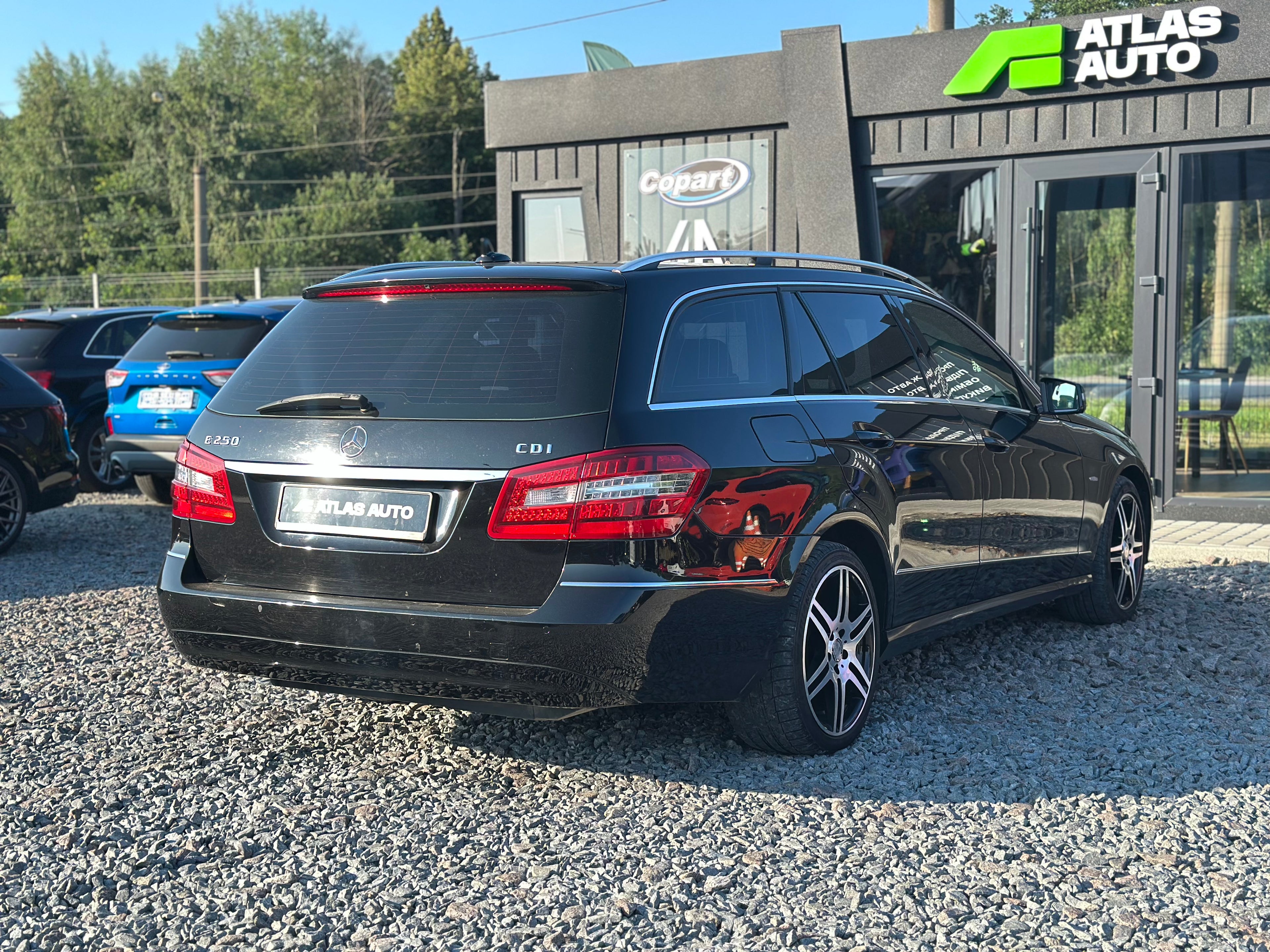 Mercedes-Benz E-Class 2011