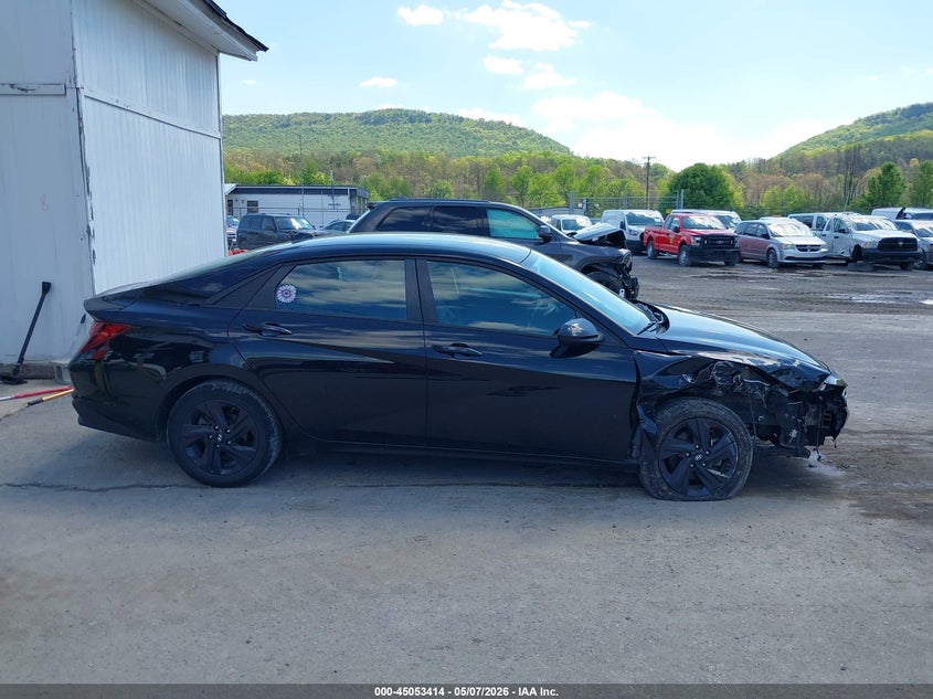 Hyundai Elantra 2020