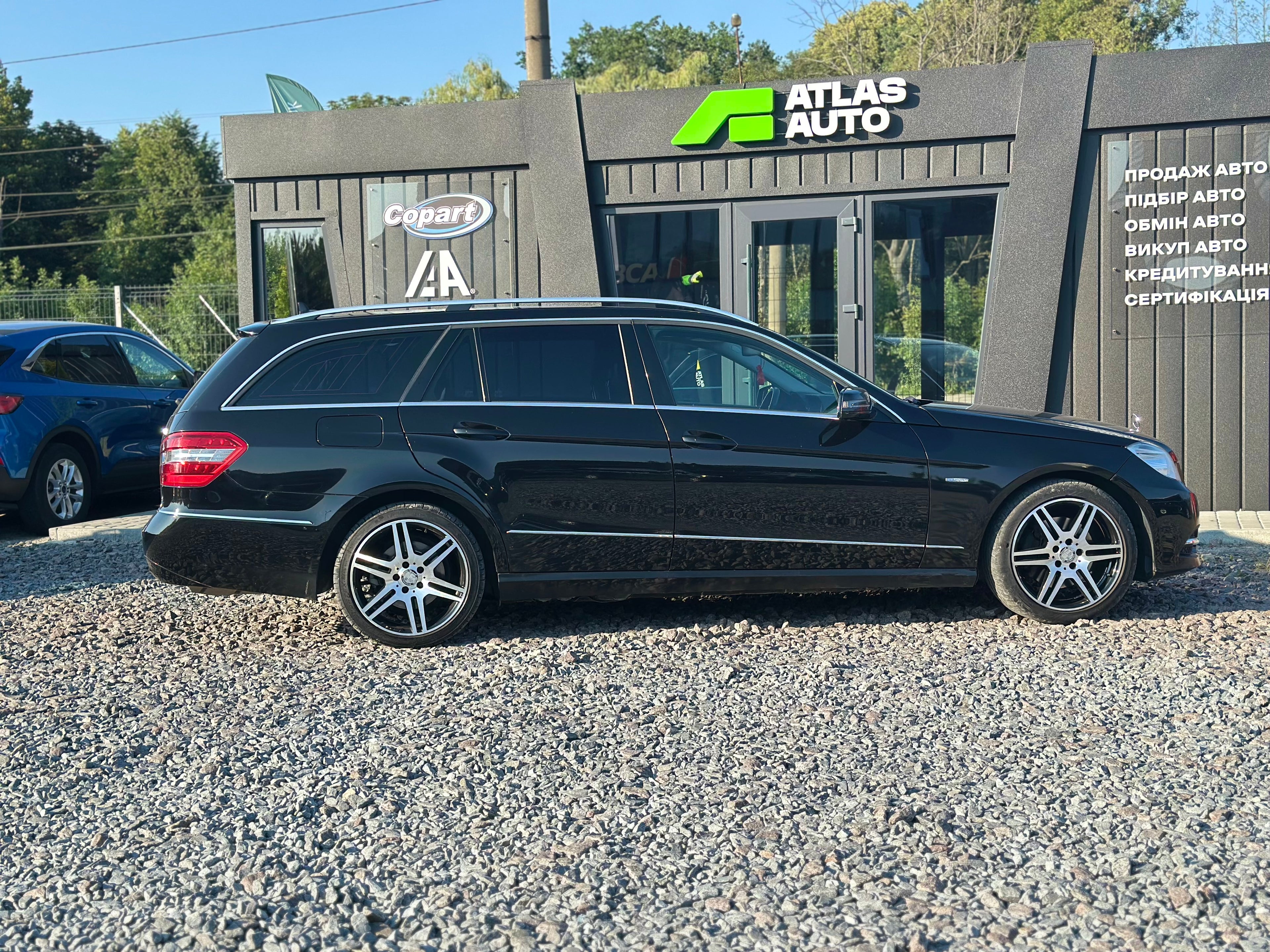 Mercedes-Benz E-Class 2011