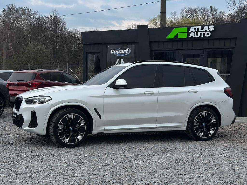 BMW IX3 2022
