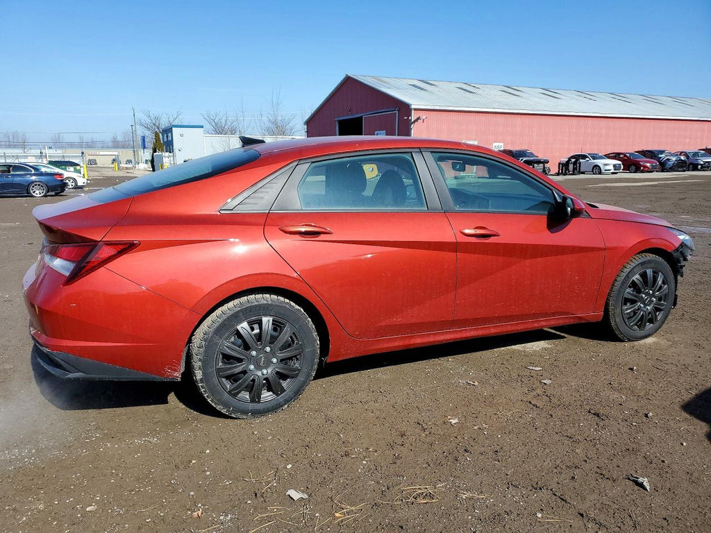 Hyundai Elantra 2022