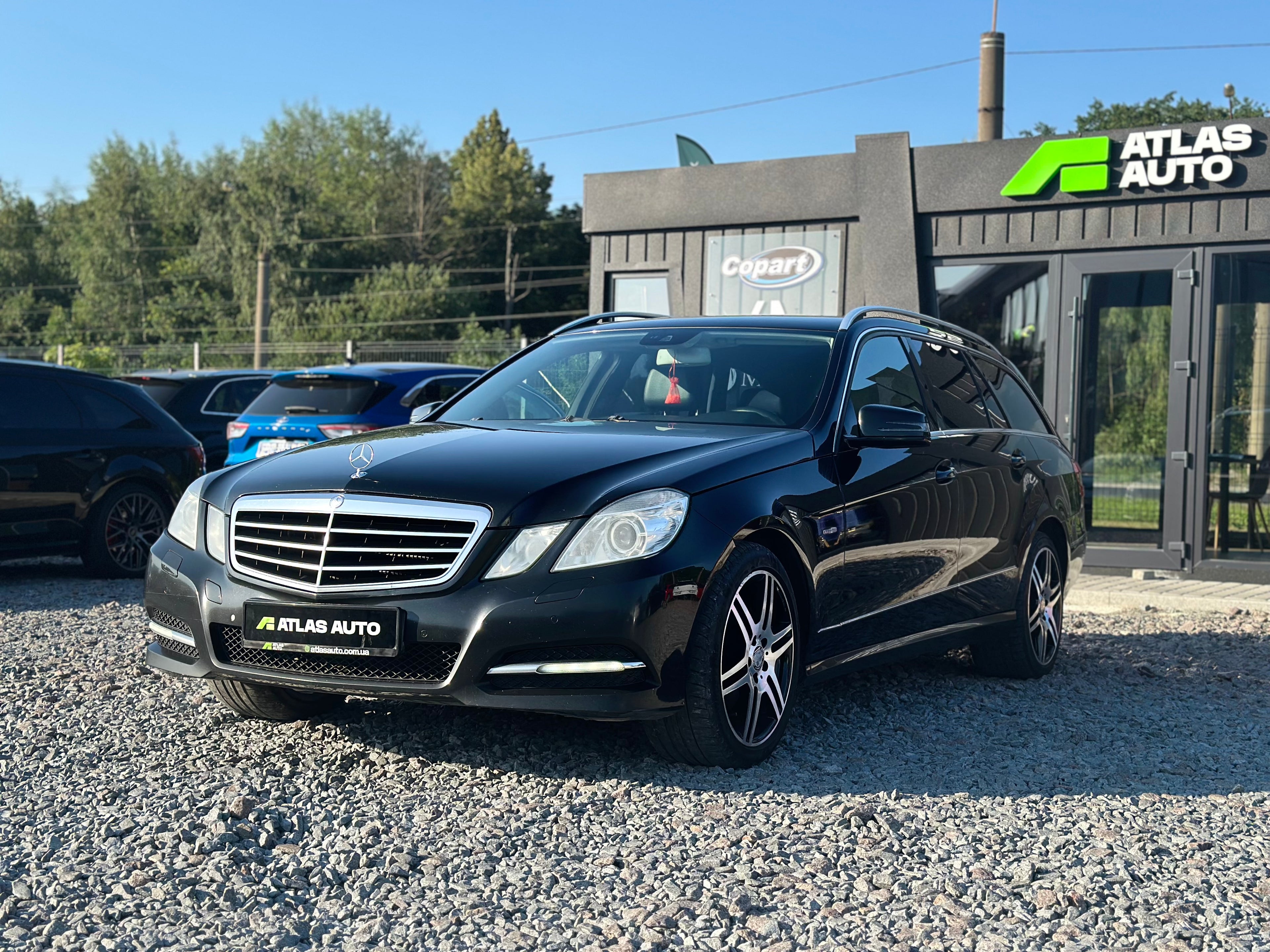 Mercedes-Benz E-Class 2011
