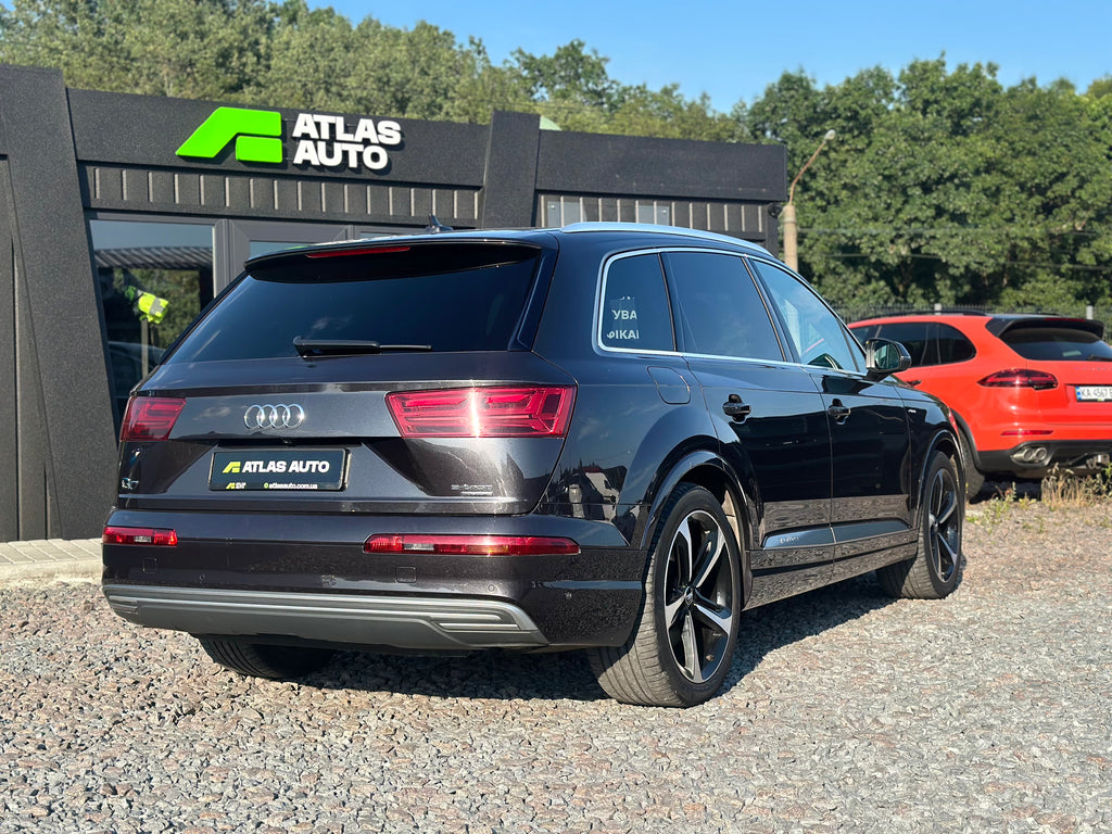 Audi Q7 e-tron 2018