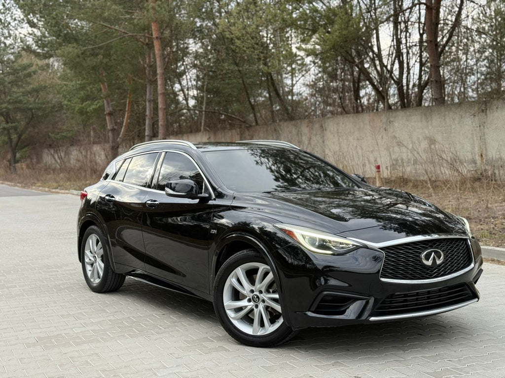 Infinite QX30
