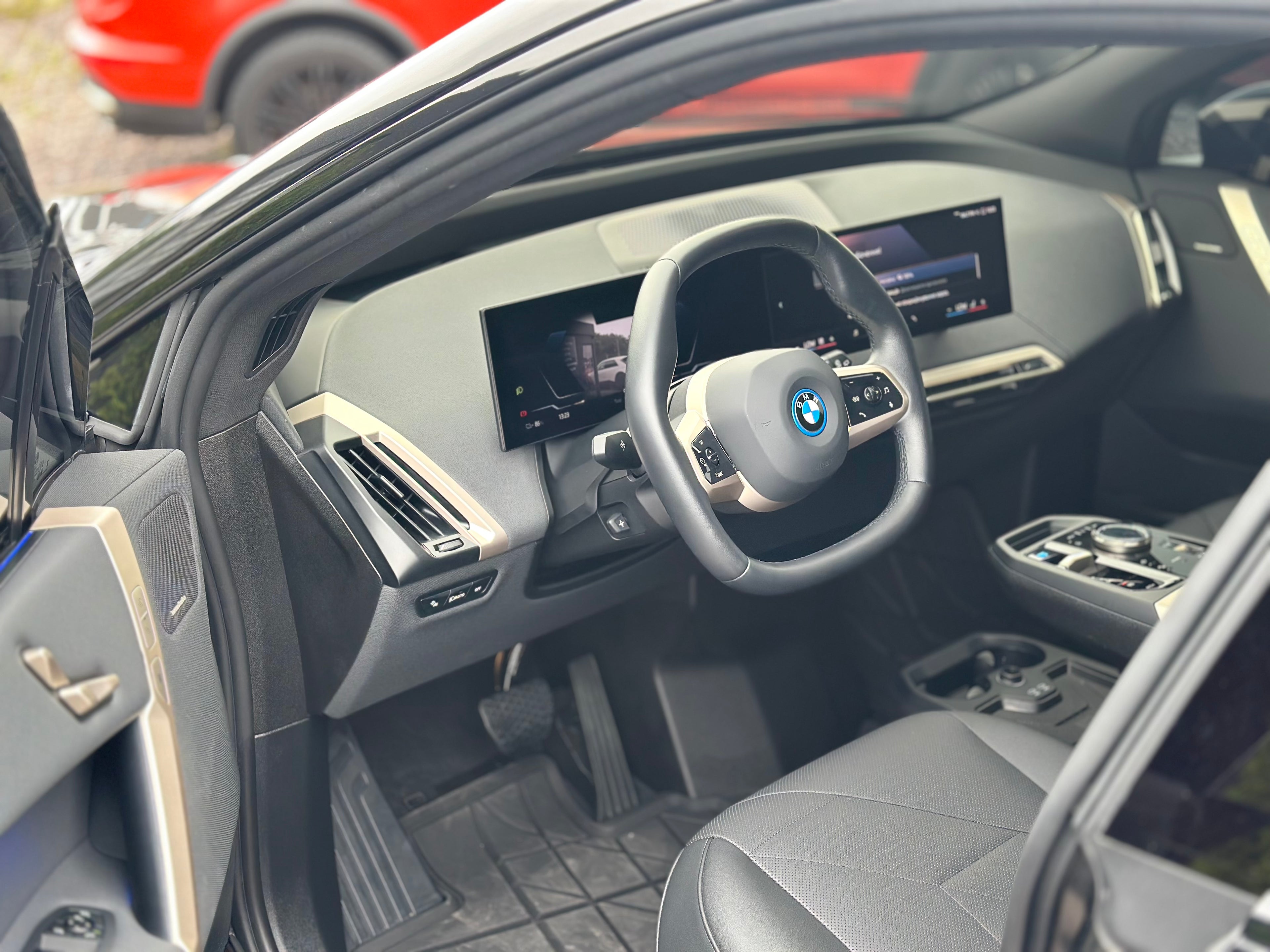 BMW IX 2024