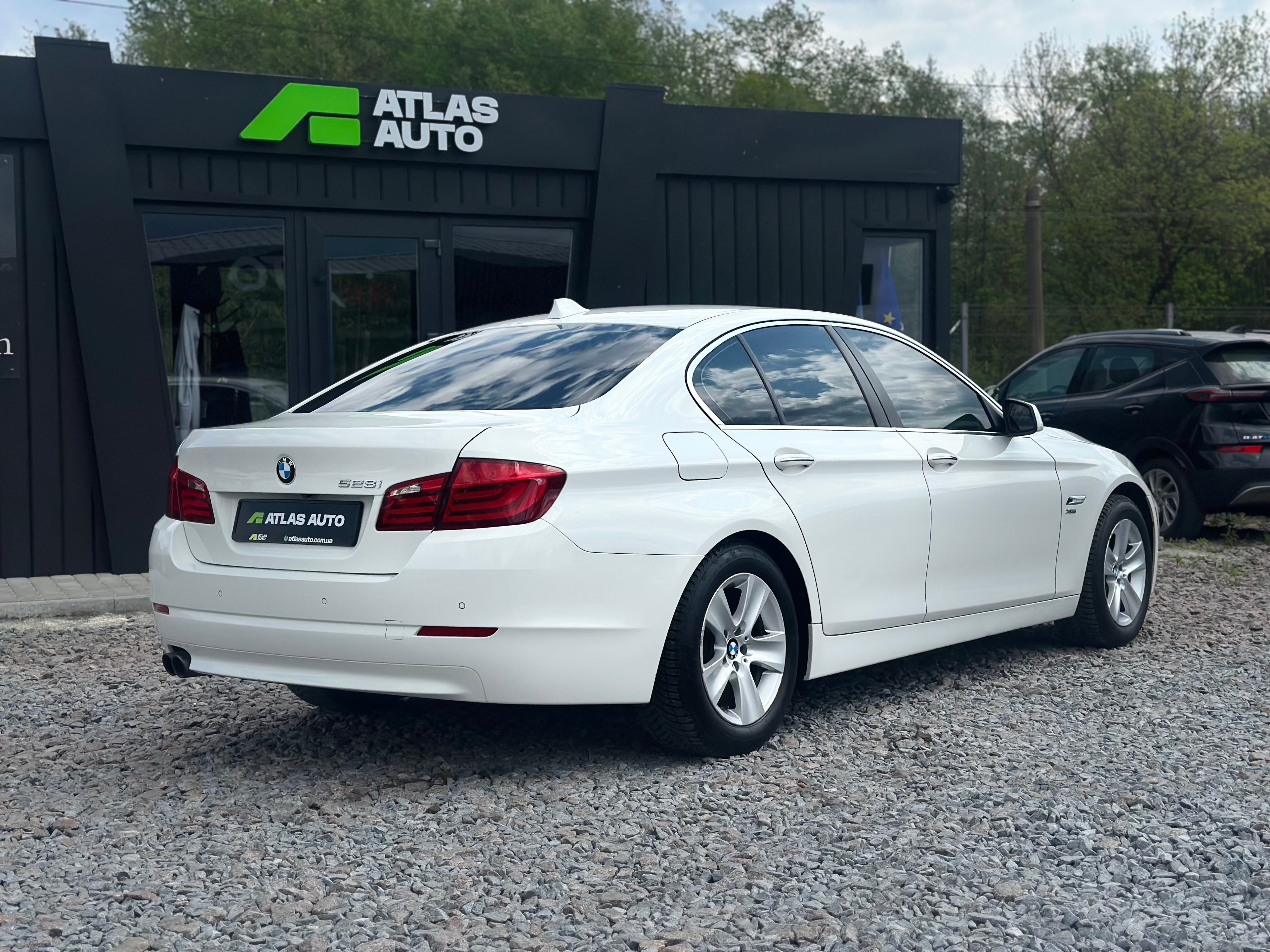 BMW 5 Series 2011