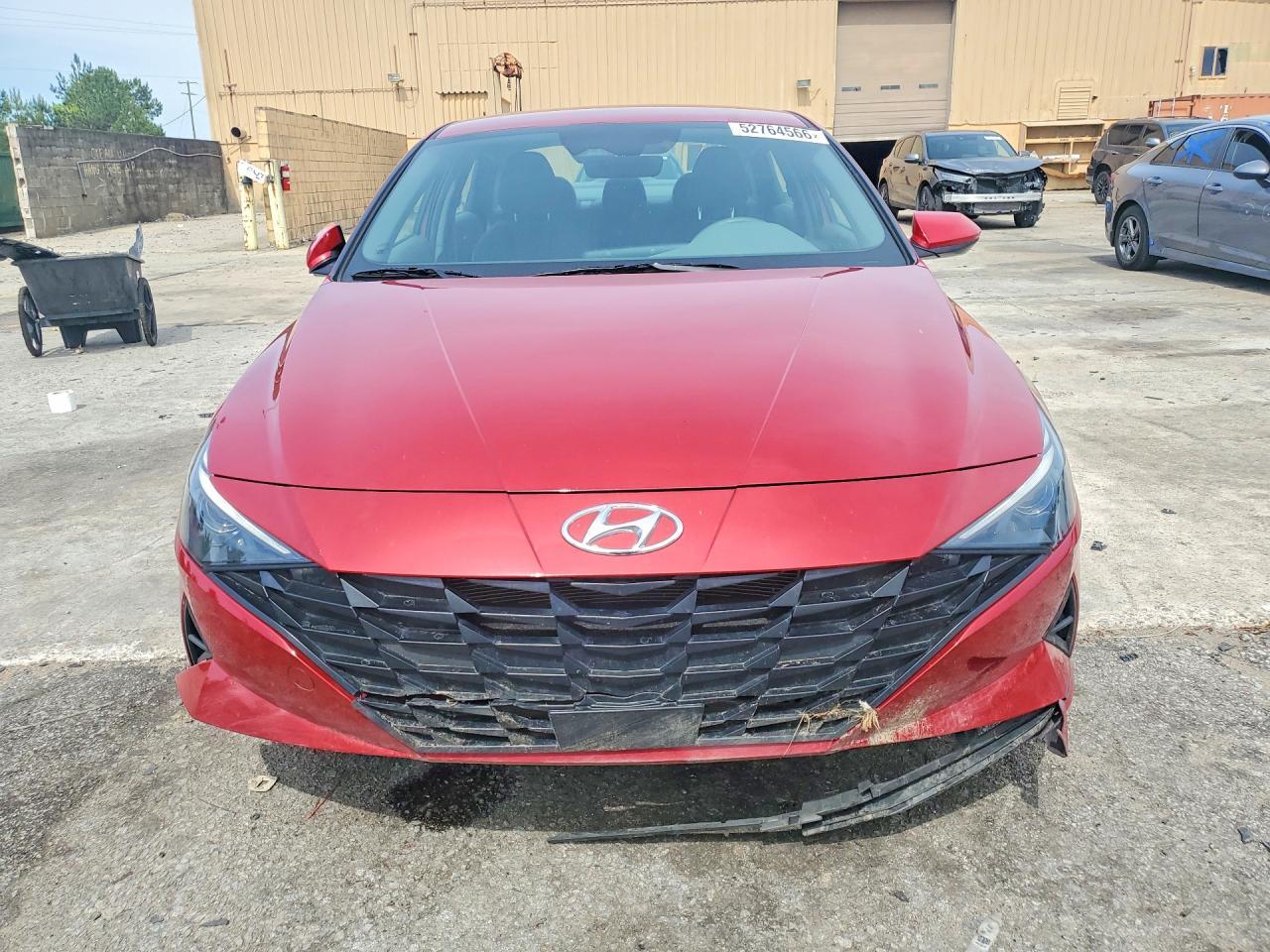 Hyundai Elantra 2023