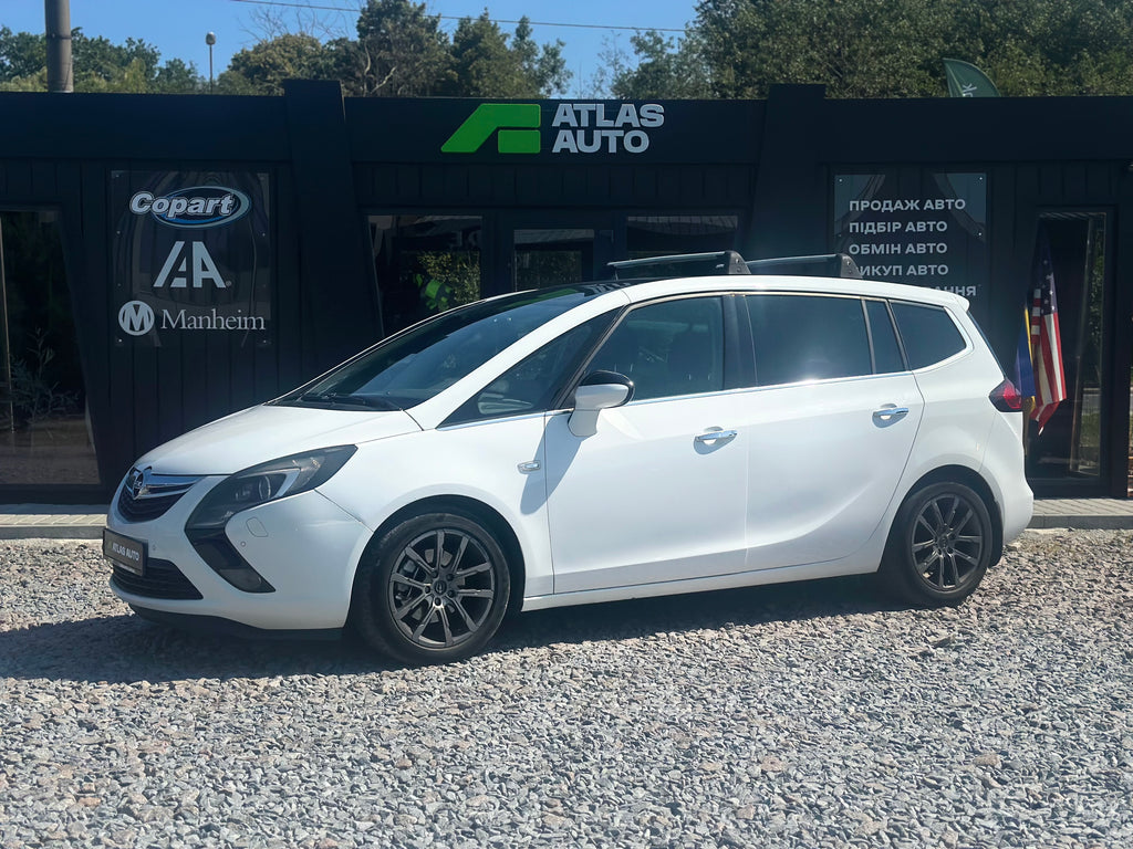 Opel Zafira Tourer 2012