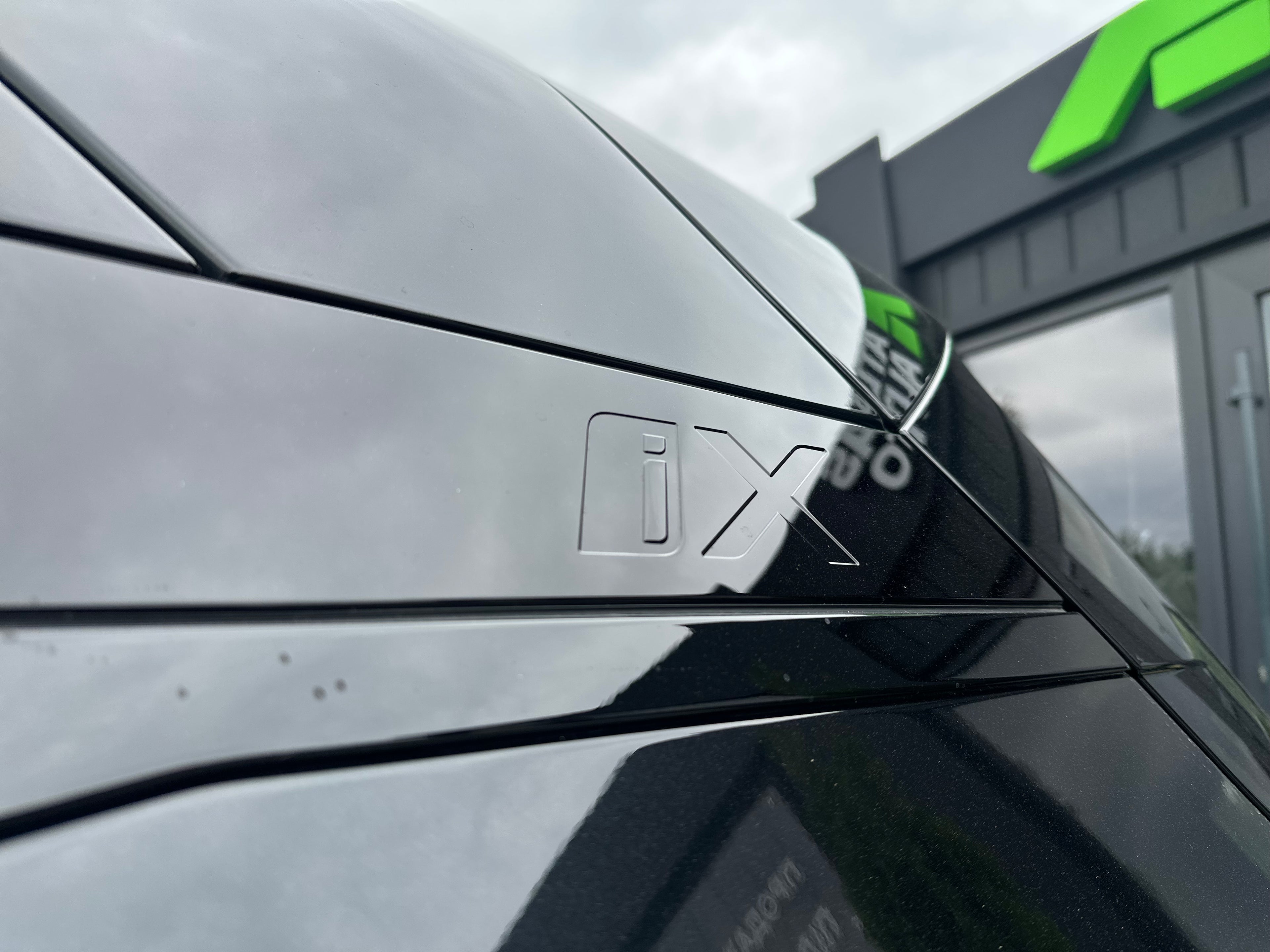 BMW IX 2024