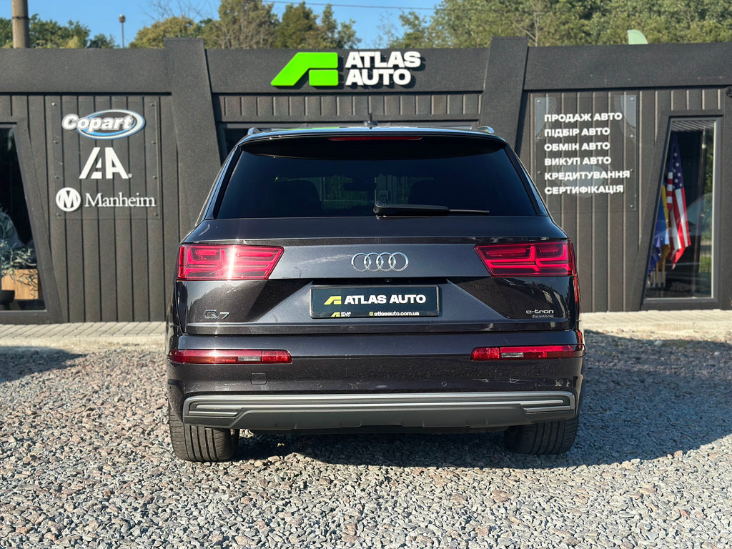Audi Q7 e-tron 2018