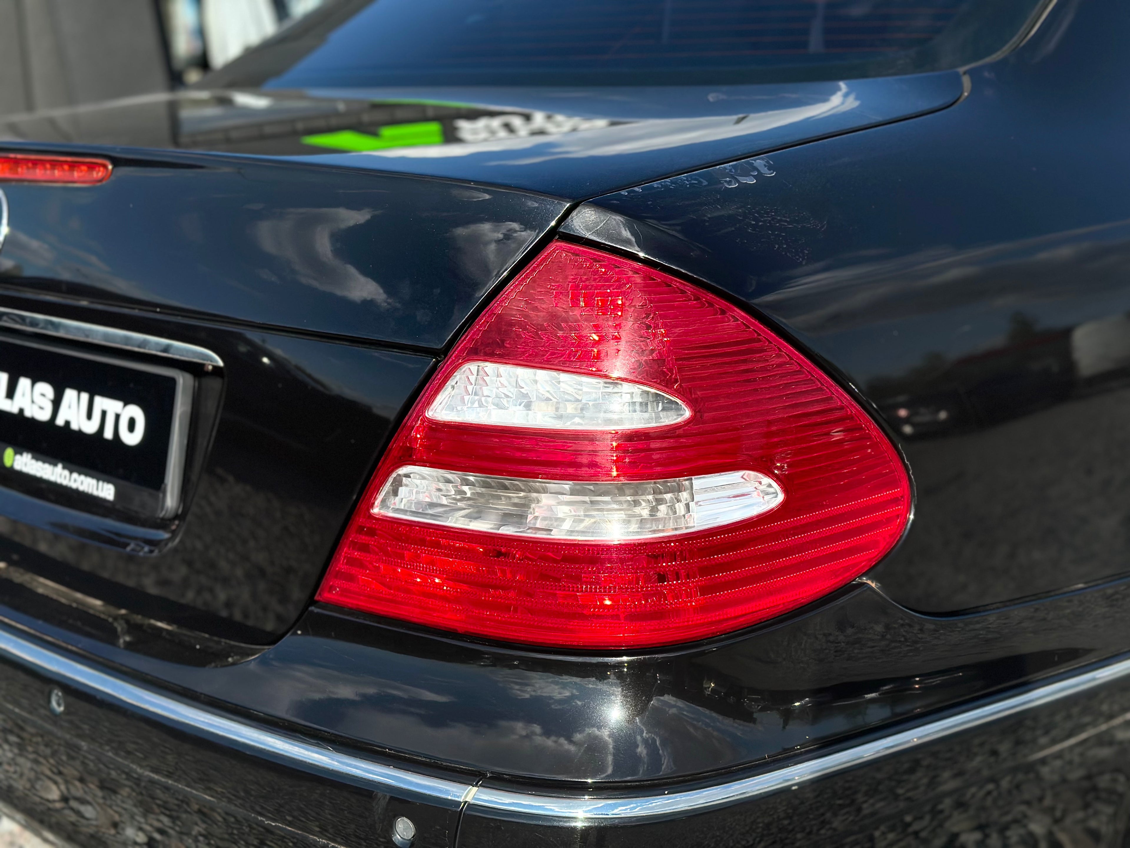 Mercedes-Benz E-Class 2005