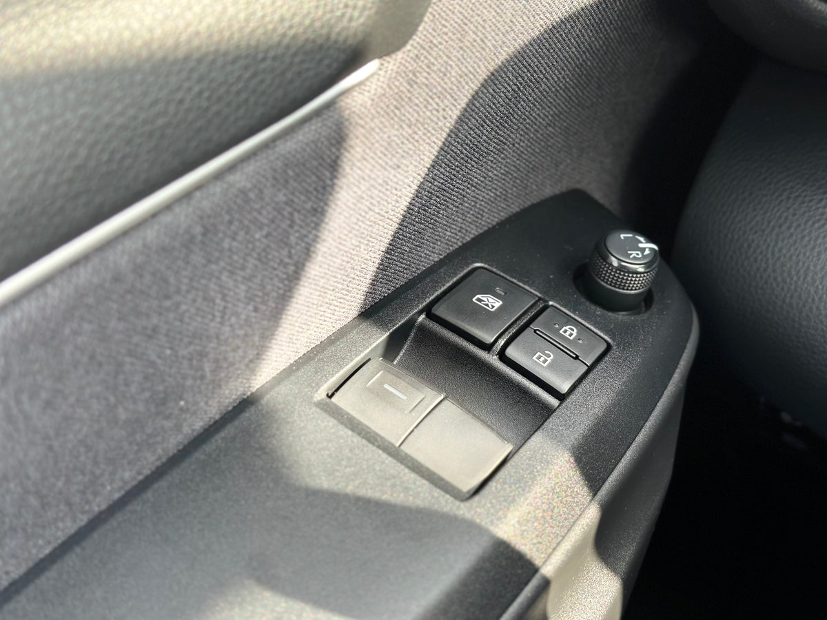Toyota  Yaris 2023