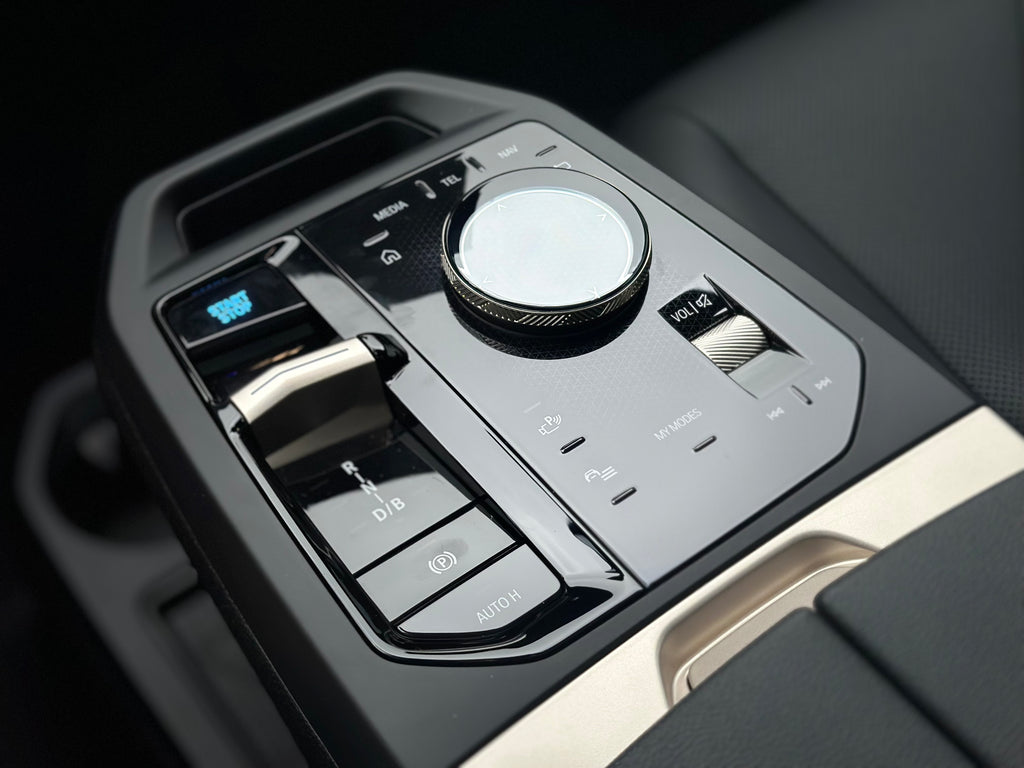 BMW IX 2024