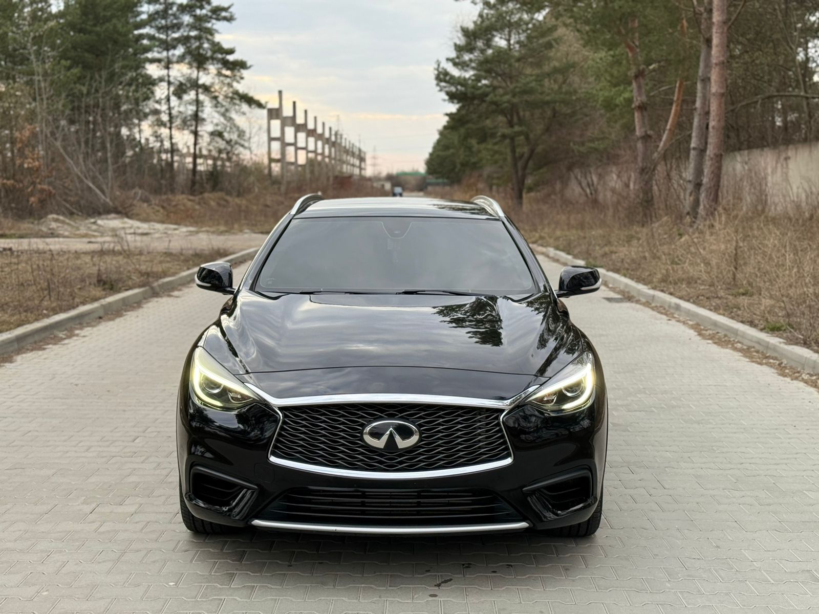 Infinite QX30