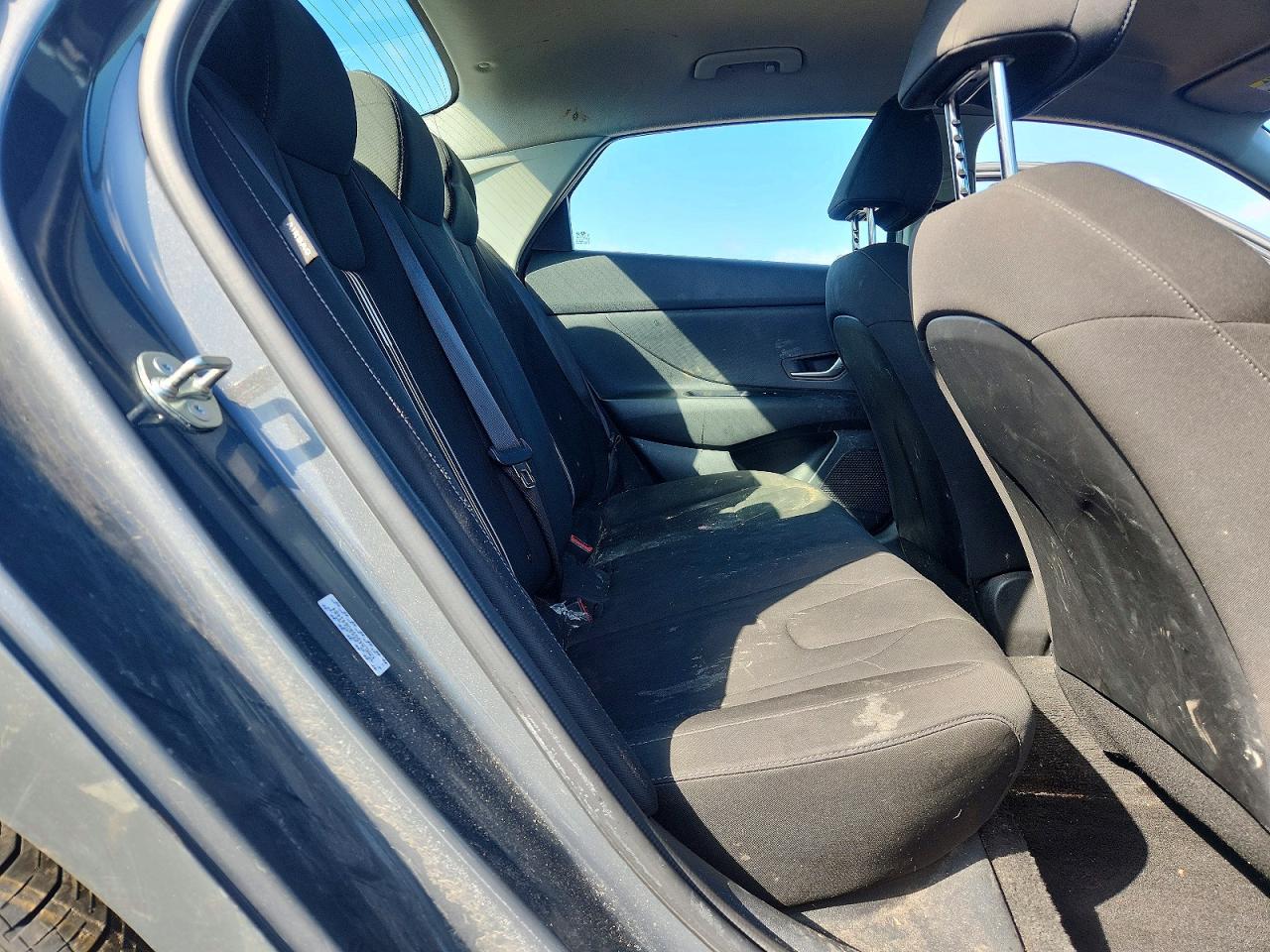 Hyundai Elantra 2023