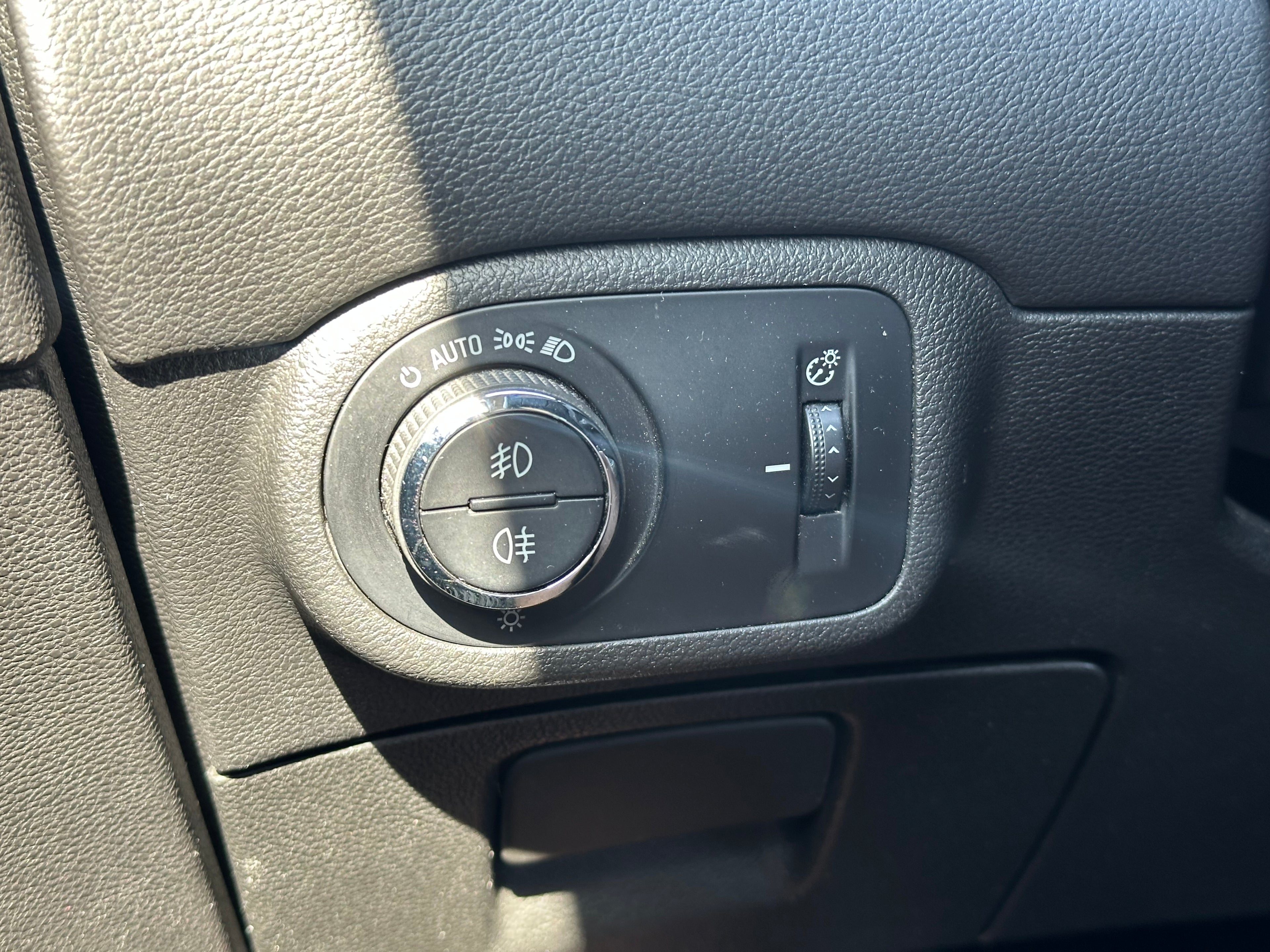 Opel Zafira Tourer 2012
