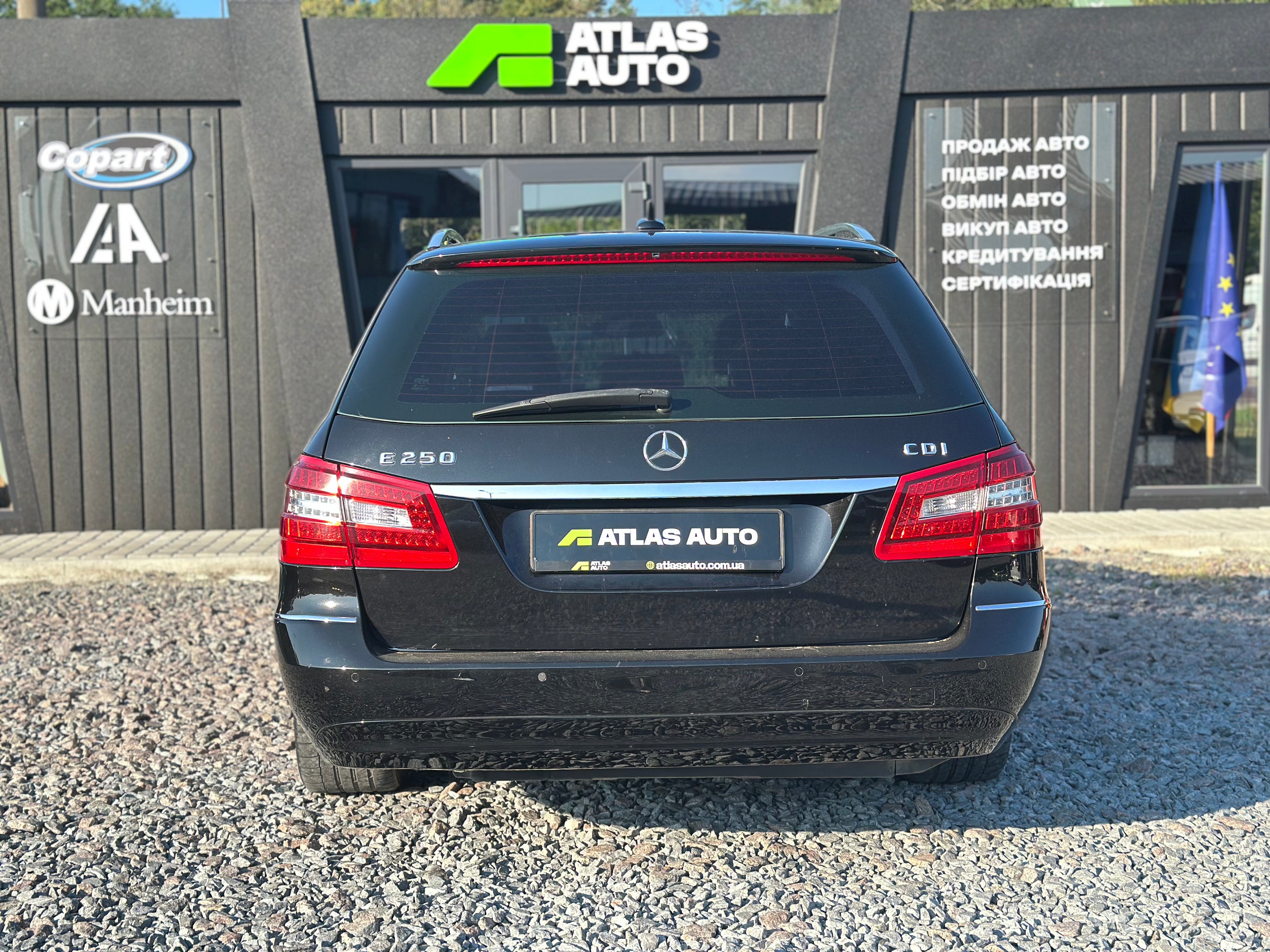 Mercedes-Benz E-Class 2011