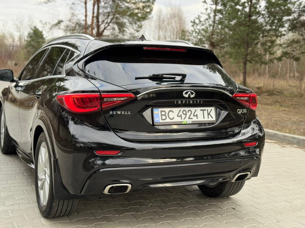 Infinite QX30