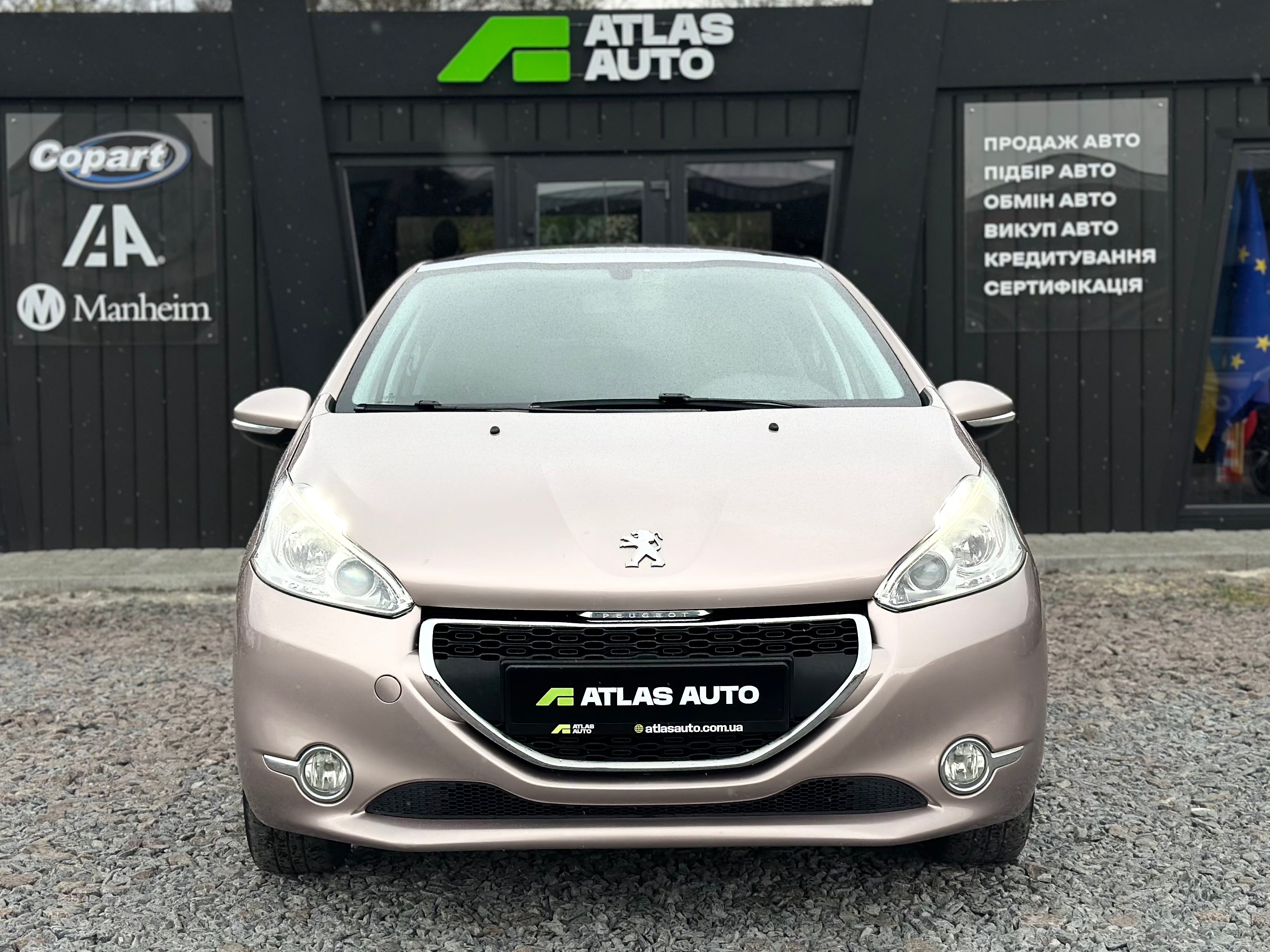 Peugeot 208 2013
