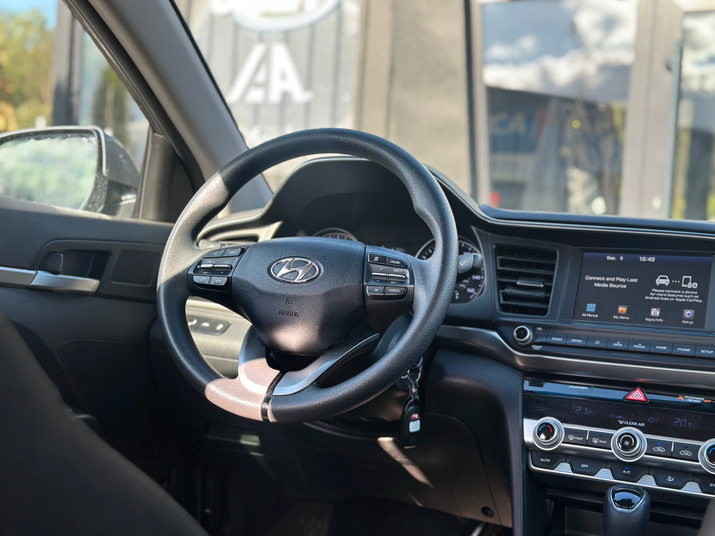 Hyundai Elantra 2020