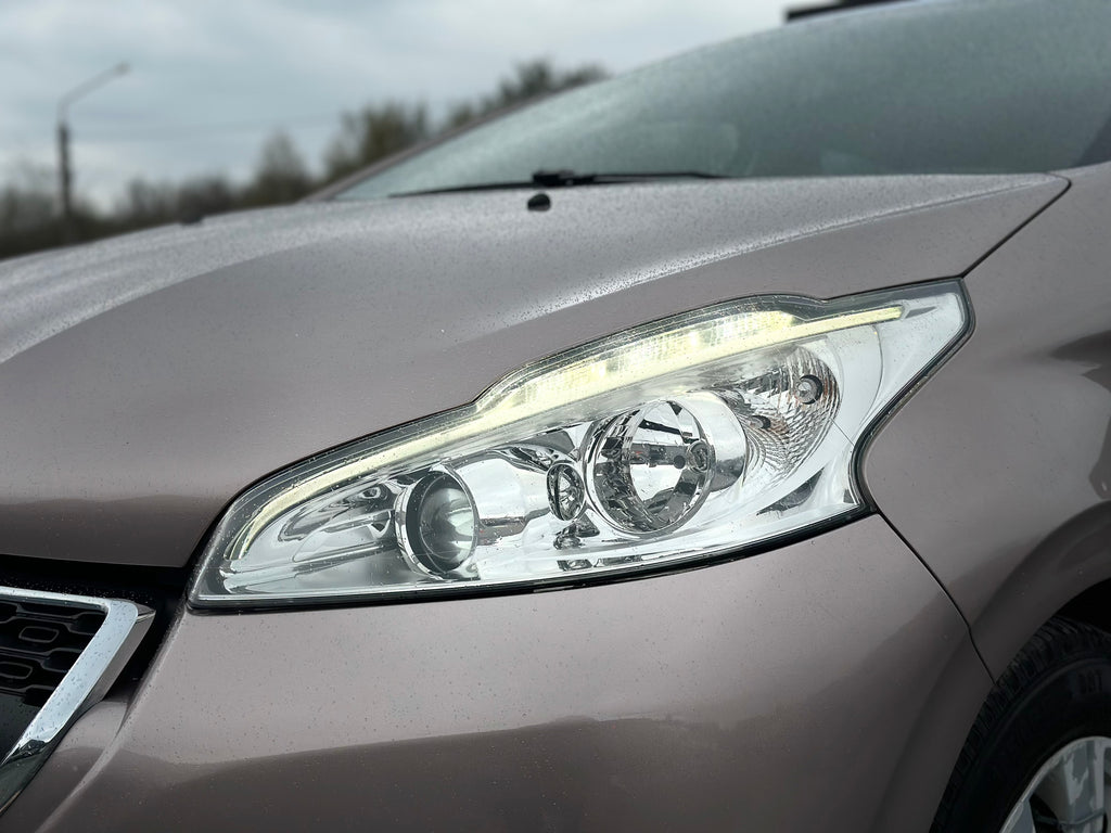 Peugeot 208 2013