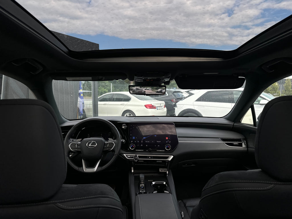 Lexus RX 2024