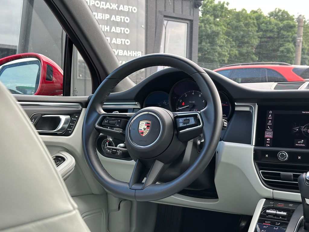 Porsche Macan 2023