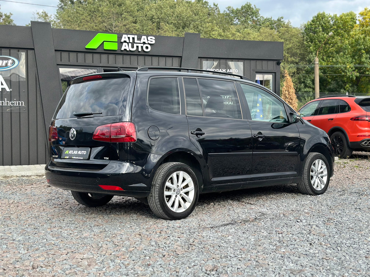 Volkswagen Touran 2012