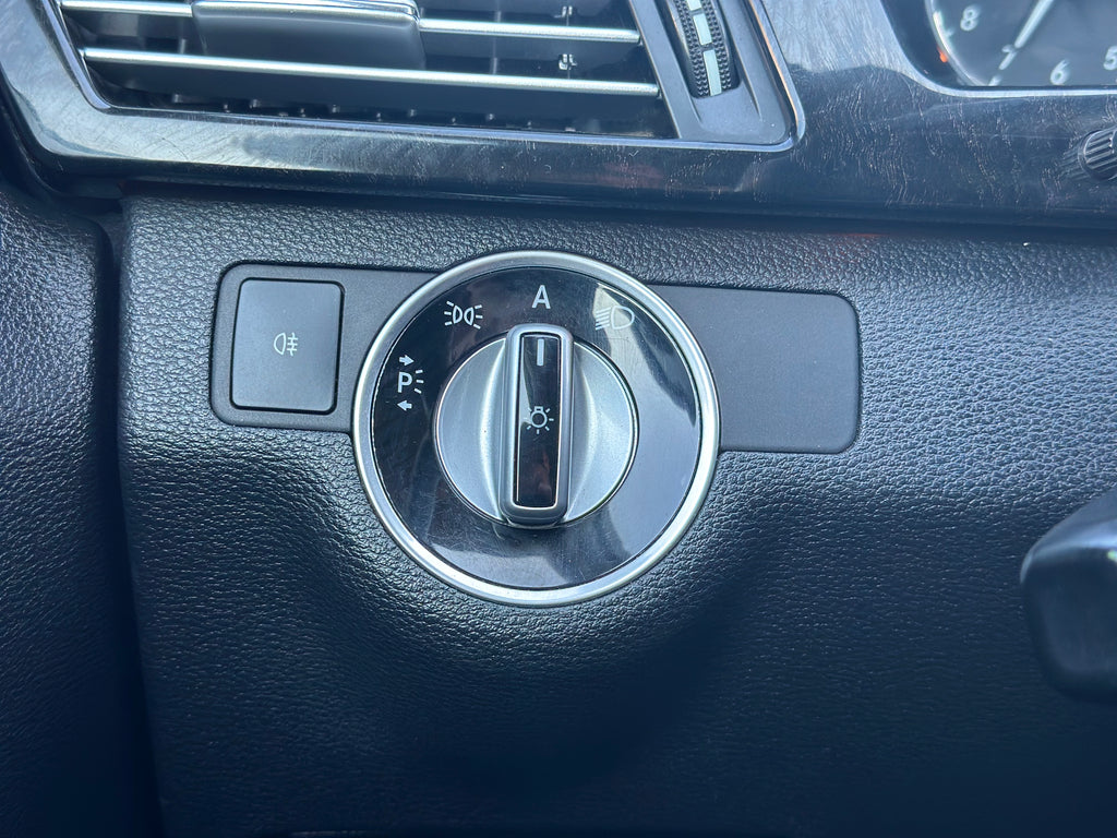 Mercedes-Benz E-Class 2011