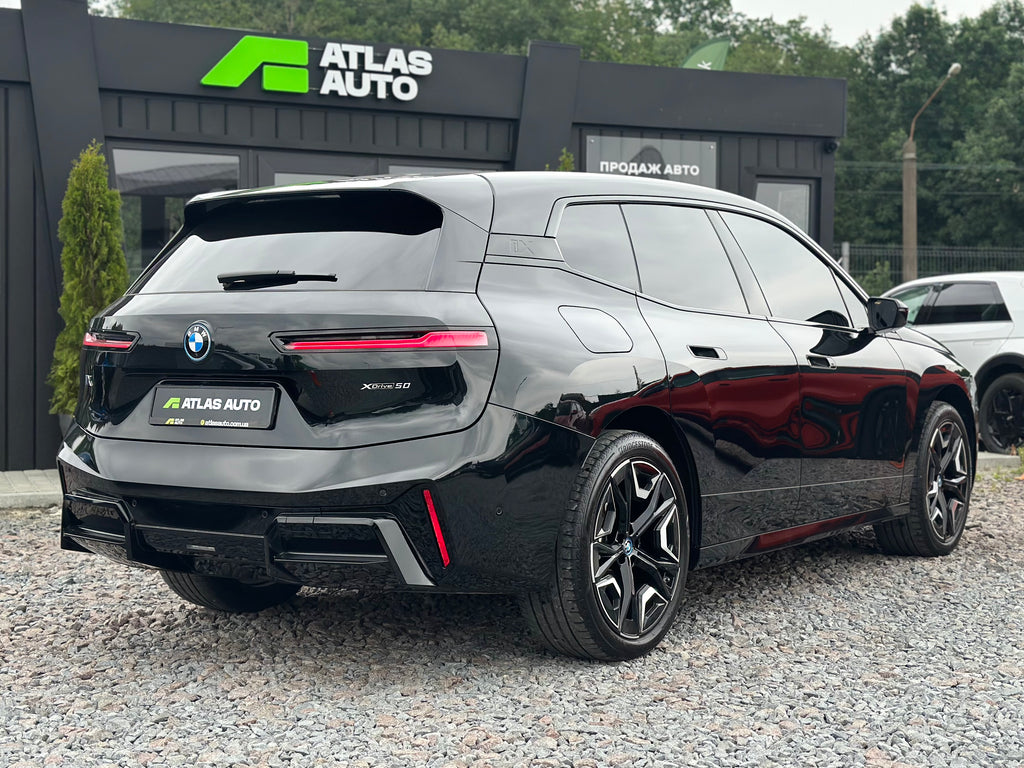 BMW IX 2024