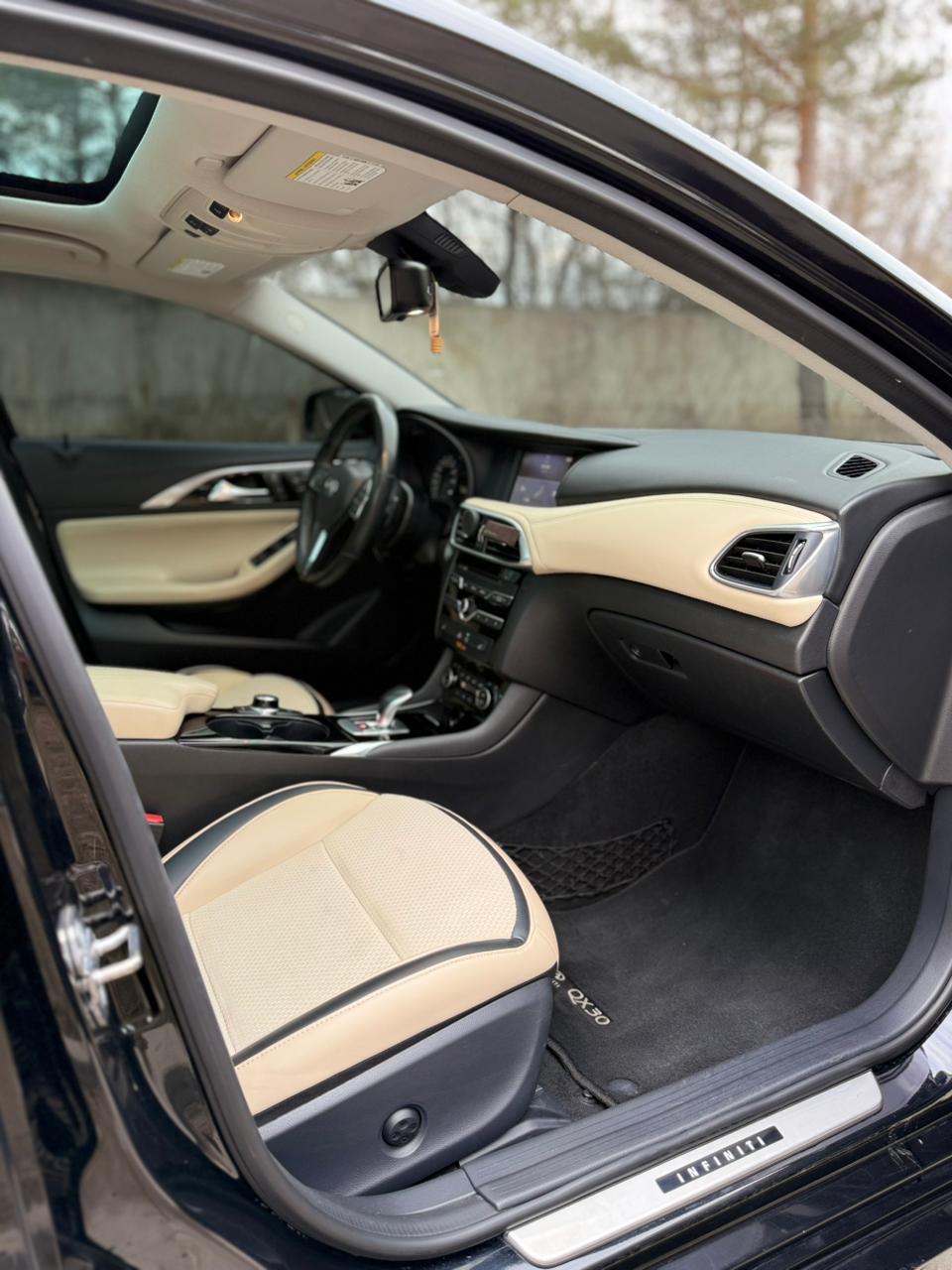 Infinite QX30