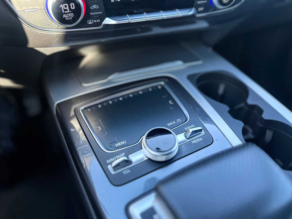 Audi Q7 e-tron 2018
