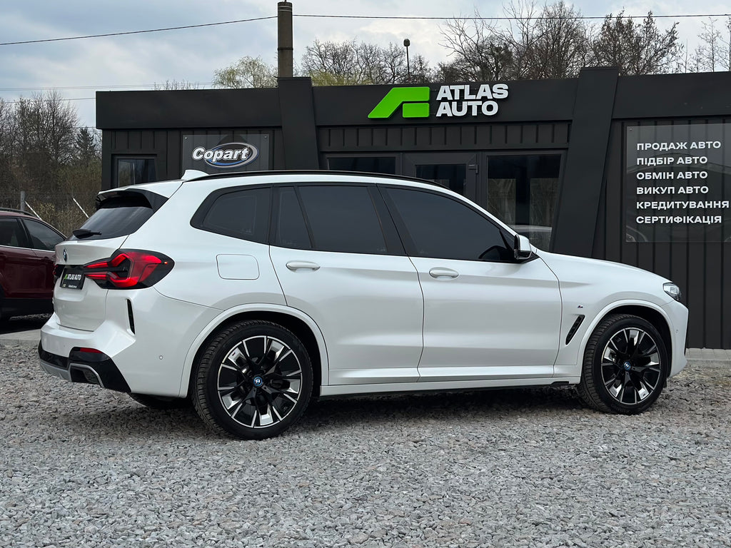 BMW IX3 2022