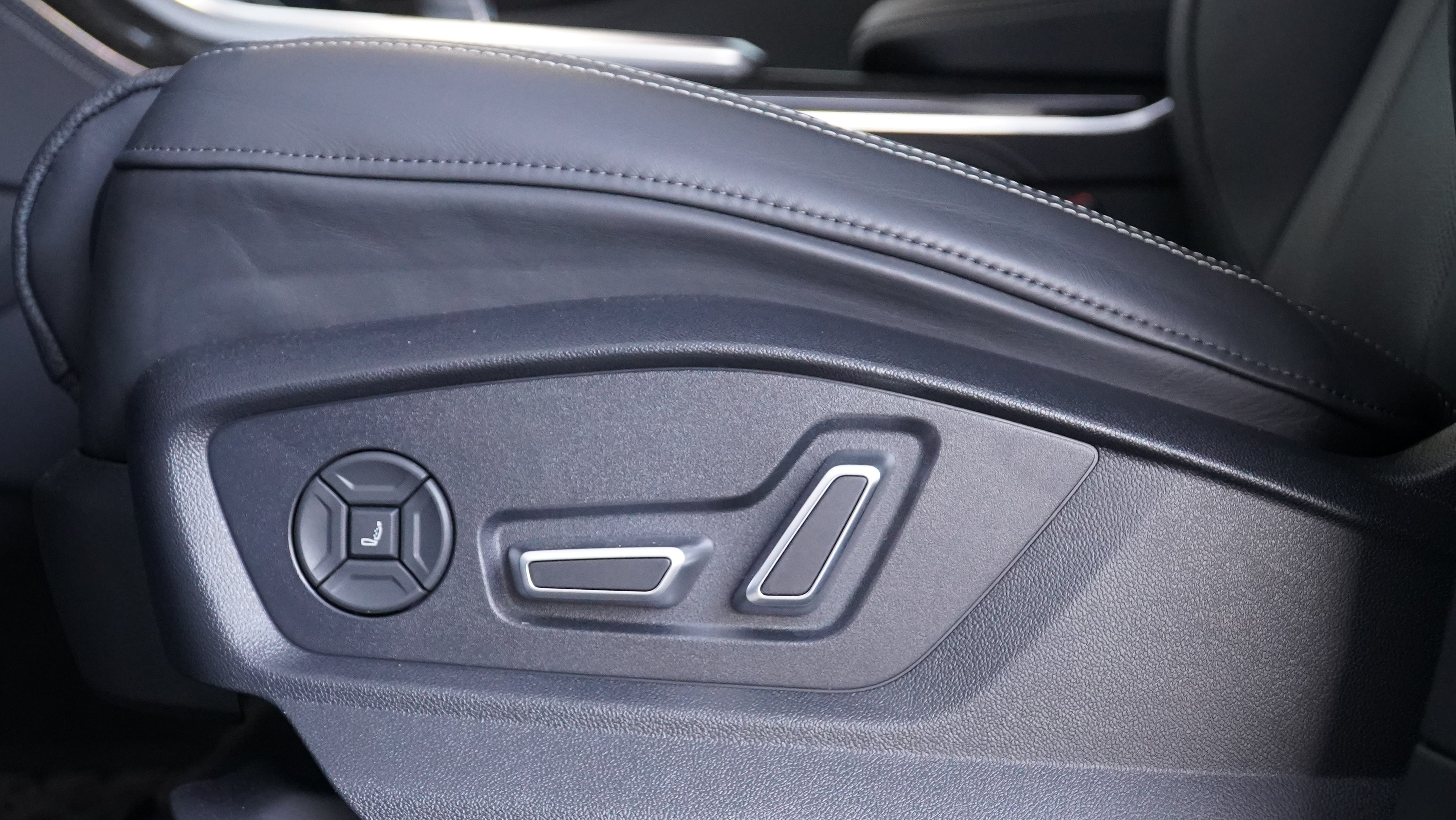 Audi Q8 2024