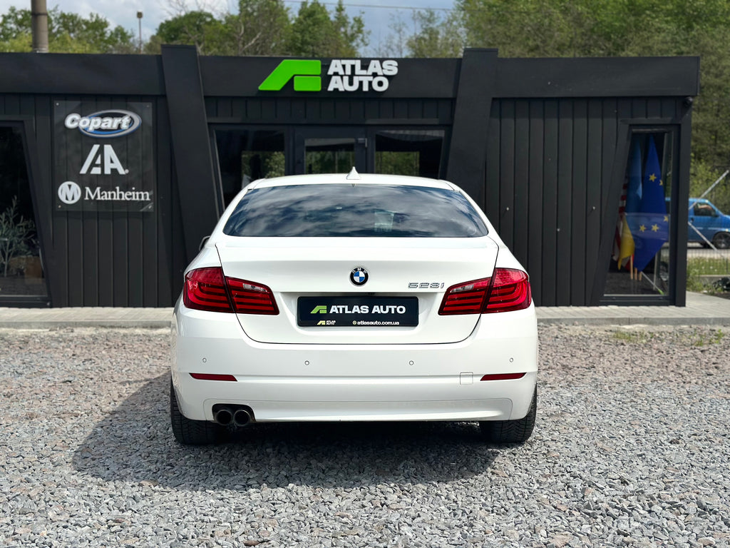 BMW 5 Series 2011