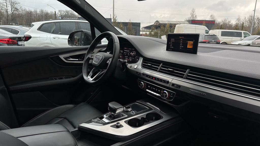 Audi Q7 2015