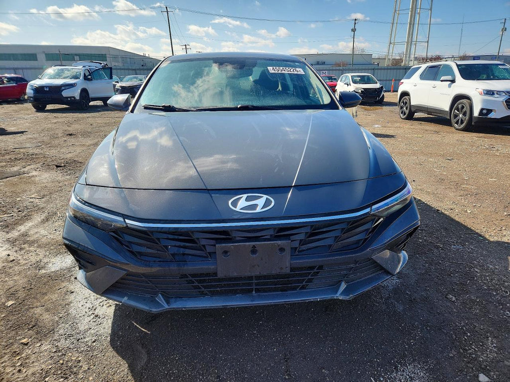 Hyundai Elantra 2023